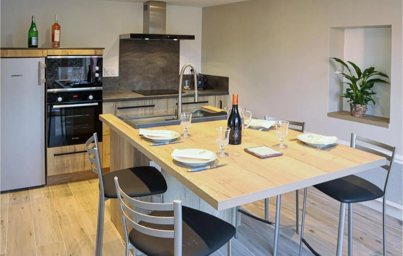 Gorgeous Apartment In Villes Sur Auzon With Wifi France