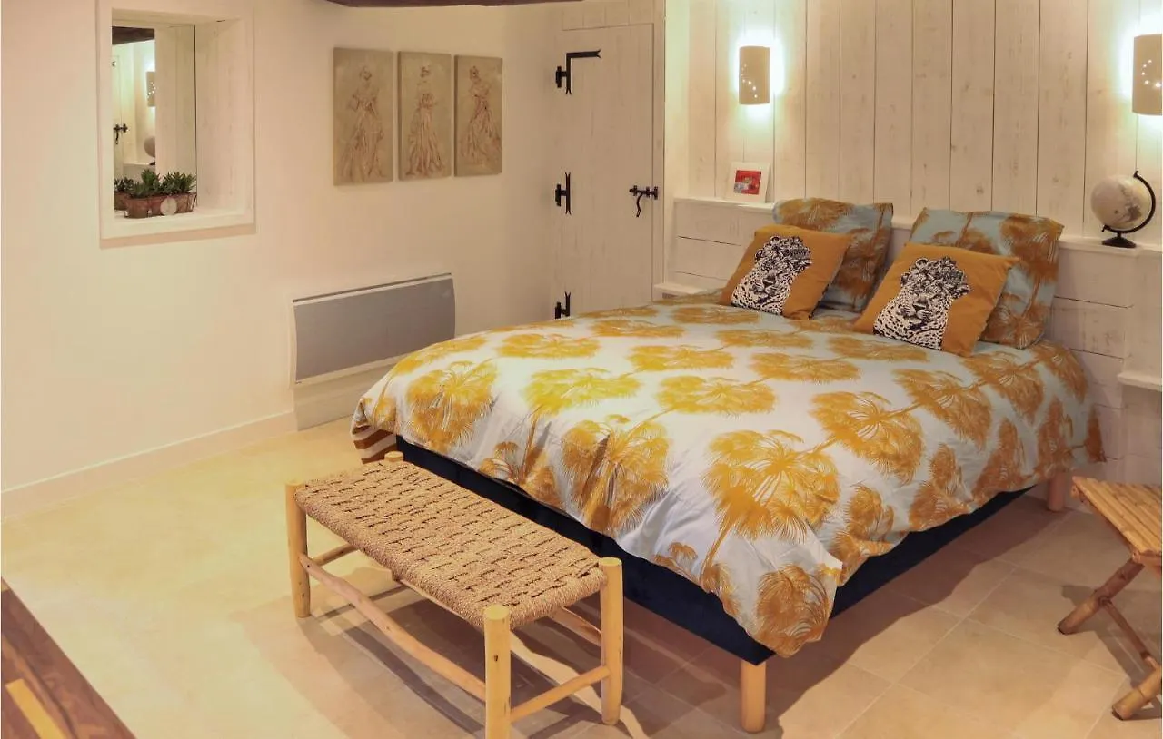 Gorgeous Apartment In Villes Sur Auzon With Wifi Villes-sur-Auzon